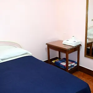 hotel-posada-del-centro.guatemalaantiguahotels.com/