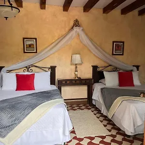hotel-palacio-chico-1948.guatemalaantiguahotels.com/